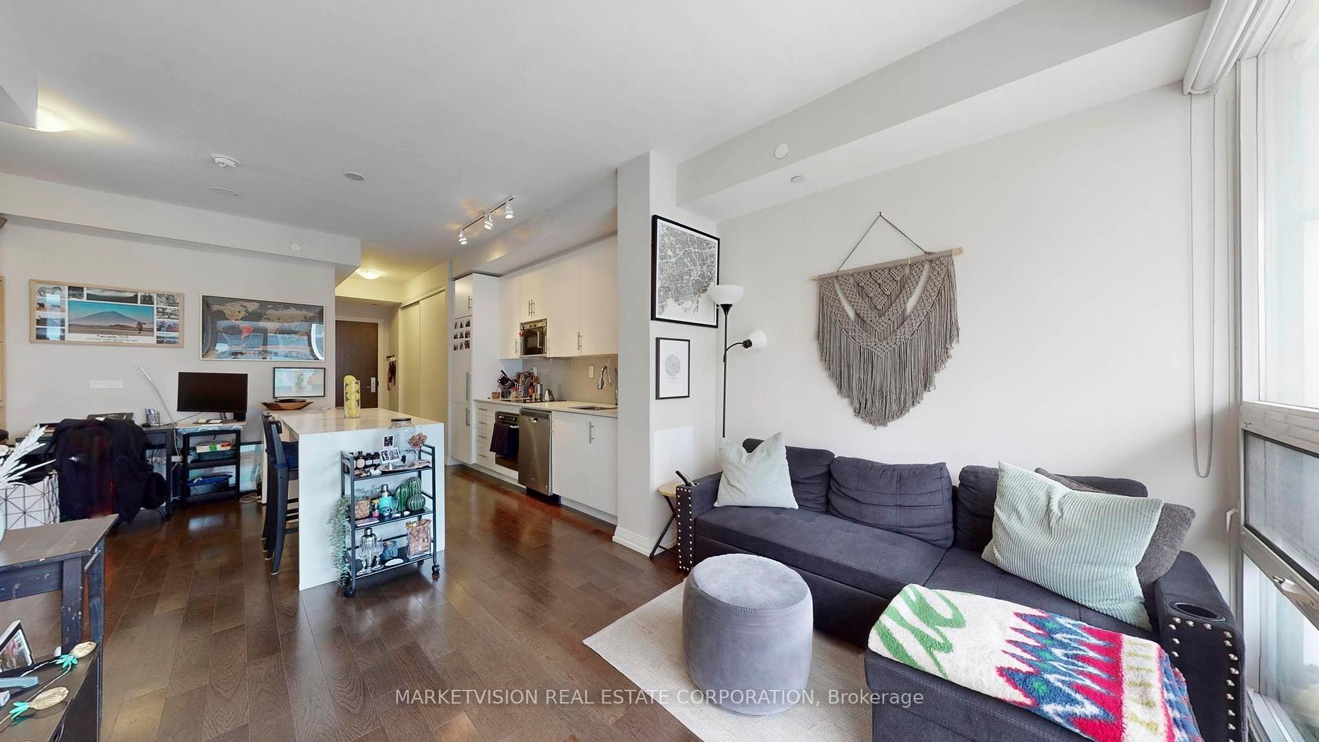 1 Bedroom Condo at 460 Adelaide,  Toronto For sale
