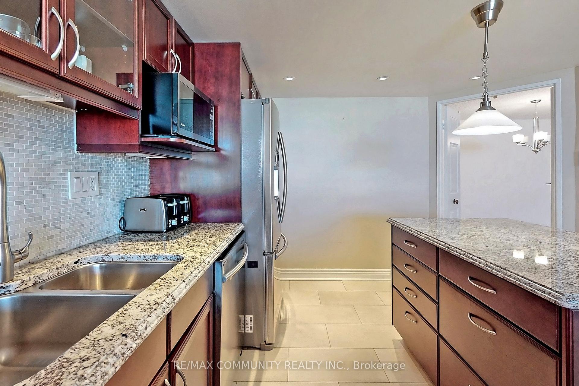 2 Bedrooms Condo at 2330 Bridletowne, Toronto For sale