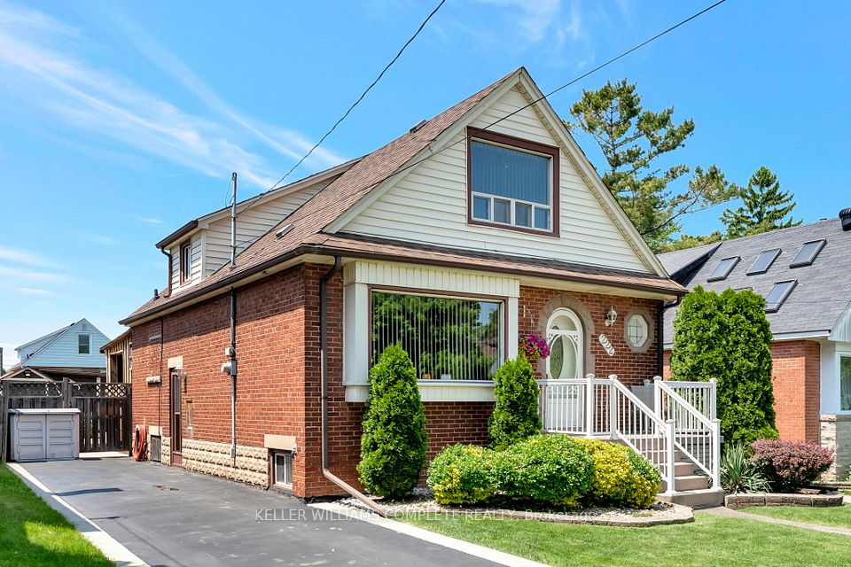 222 East 19th