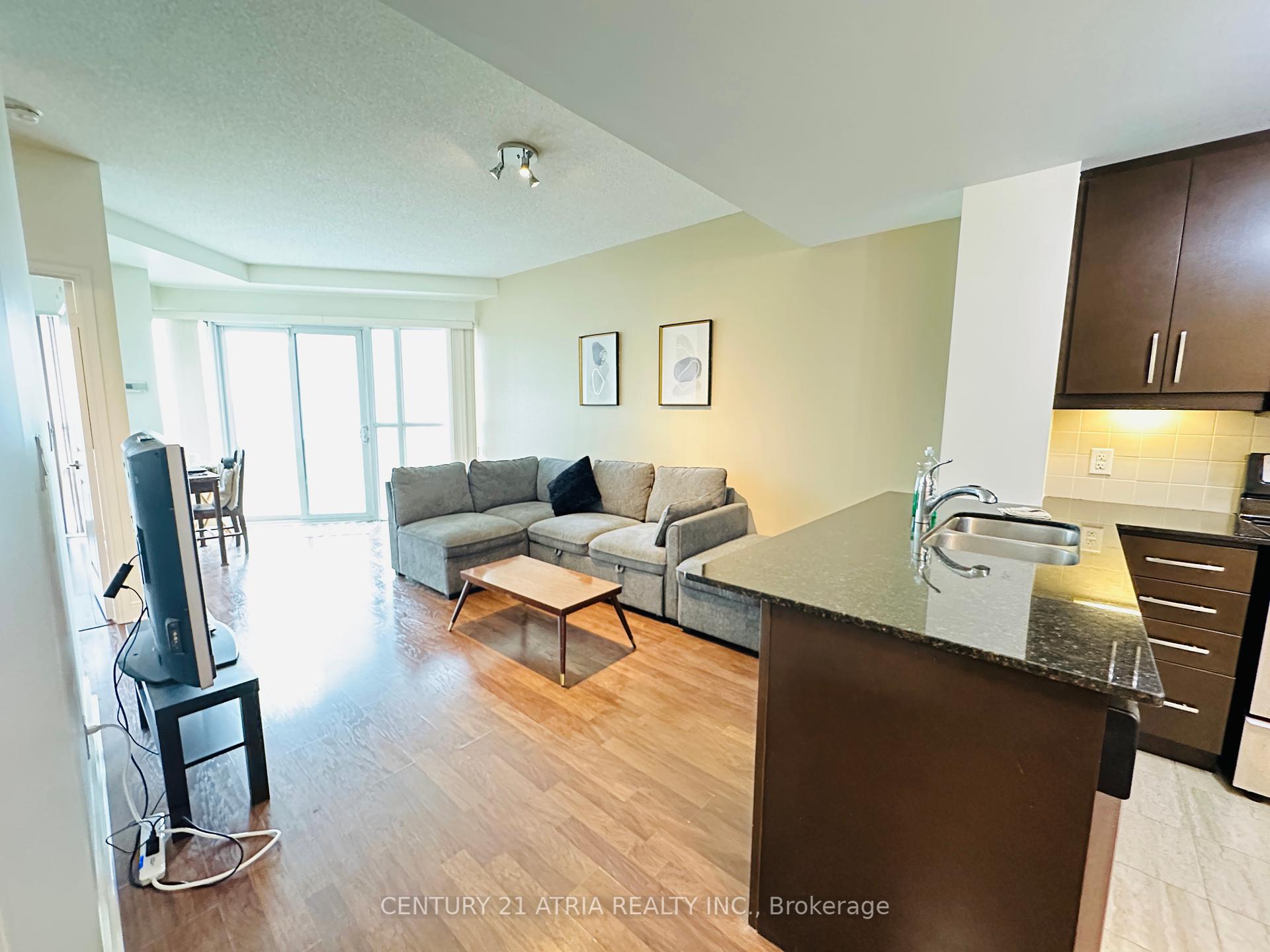 2 Bedrooms Condo at 50 Absolute, Mississauga For sale