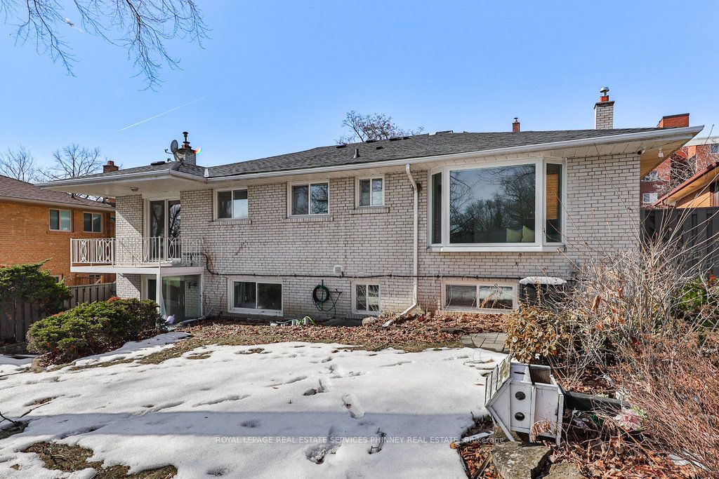 1276 Silver Spear Road, Mississauga, ON L4Y 2X1