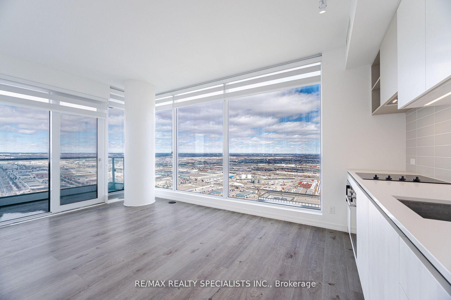 2 Bedrooms Condo at 7890 Jane,  Vaughan For sale
