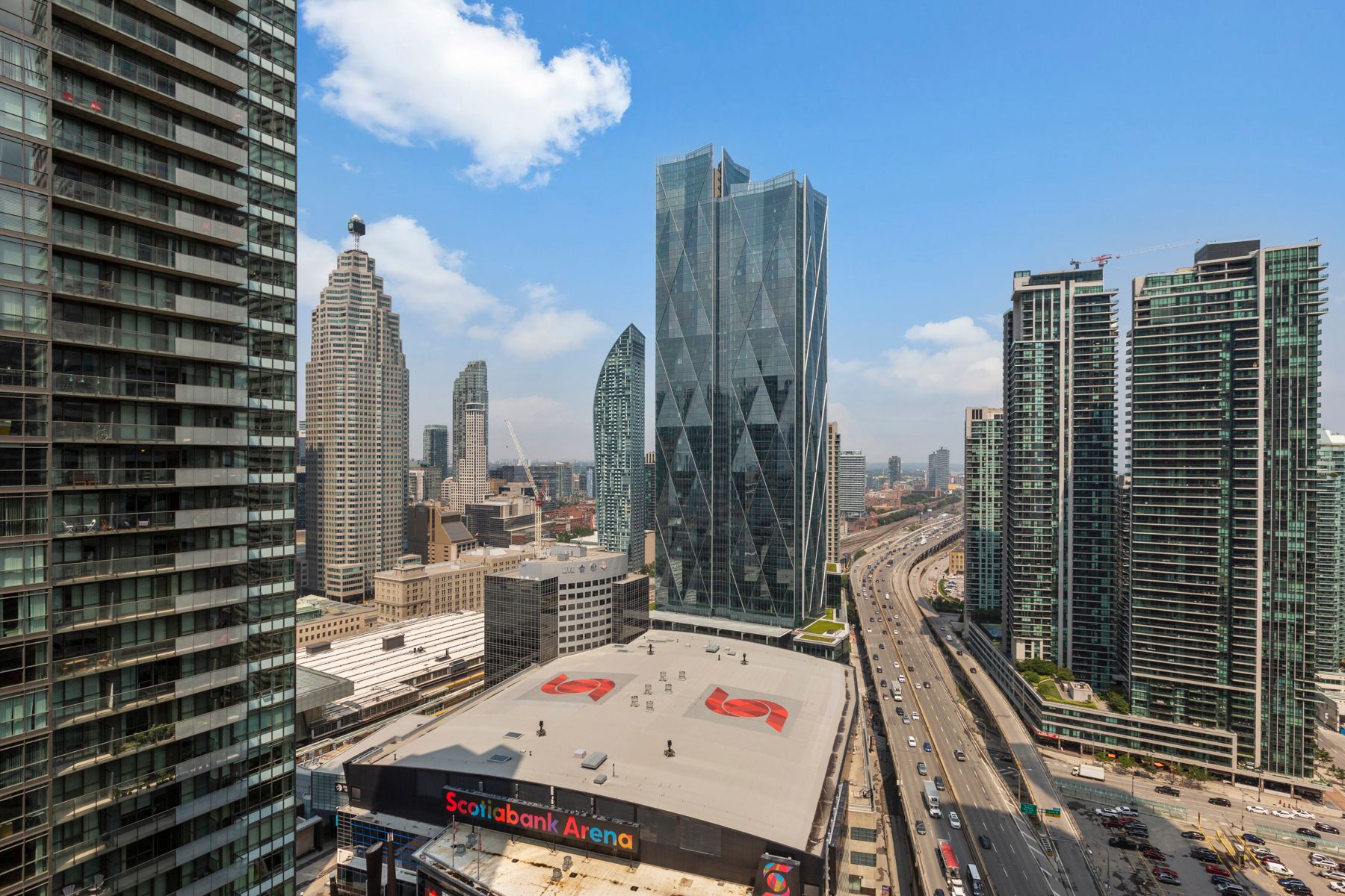 55 Bremner Boulevard 2907