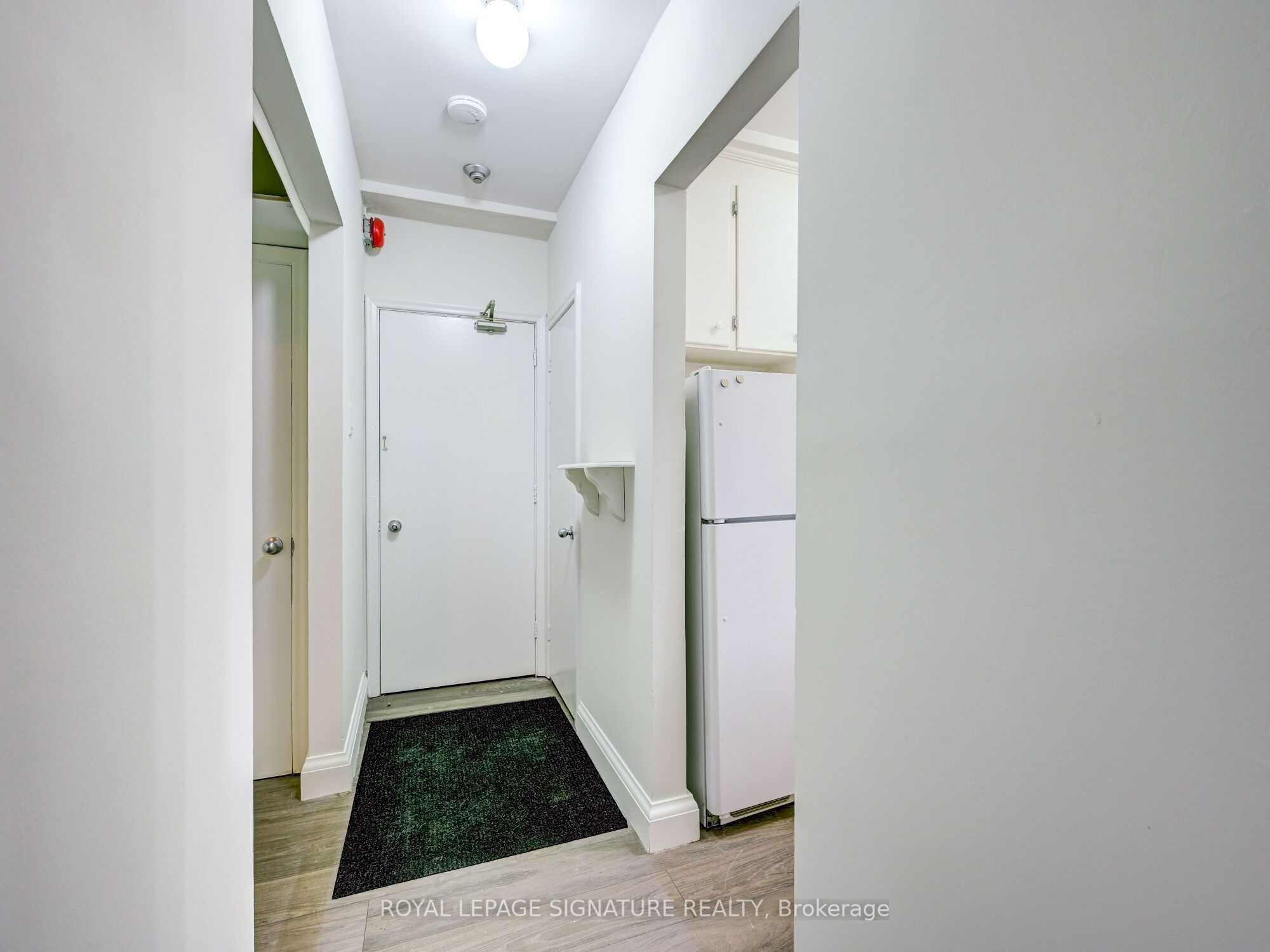 40 Cavell Avenue, Toronto W06 Mimico