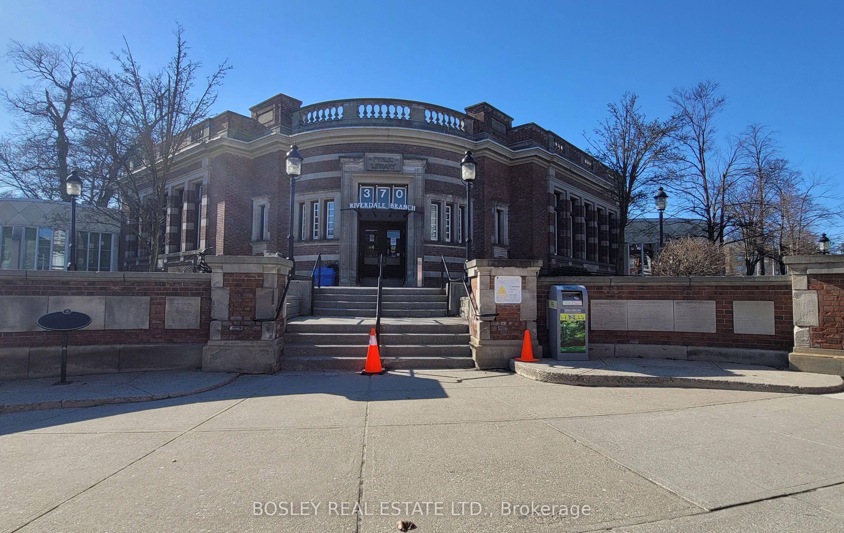 242 Munro Street, Toronto, ON M4M 2C2