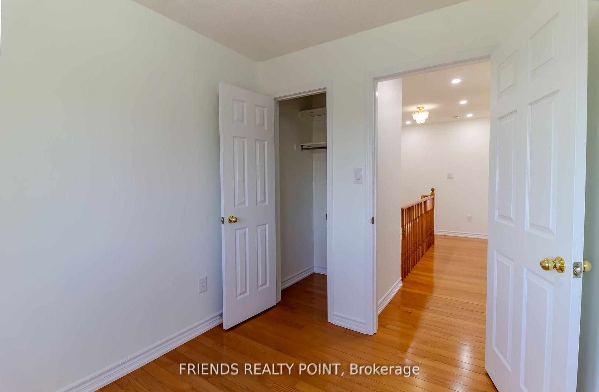 4 Bedrooms Condo at 1075 Ellesmere, Toronto For sale