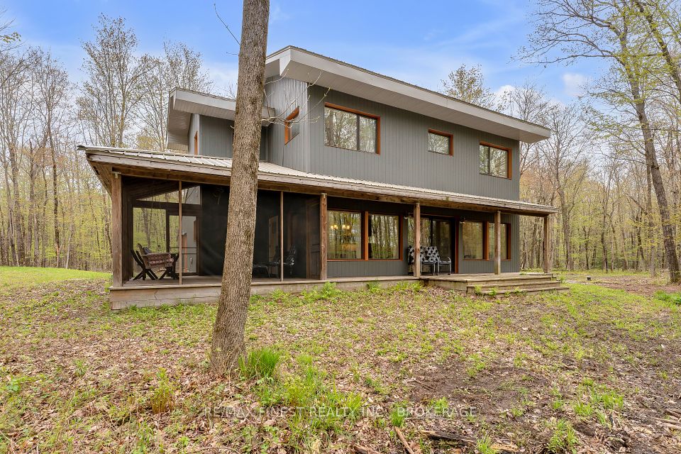 268 Clear Lake