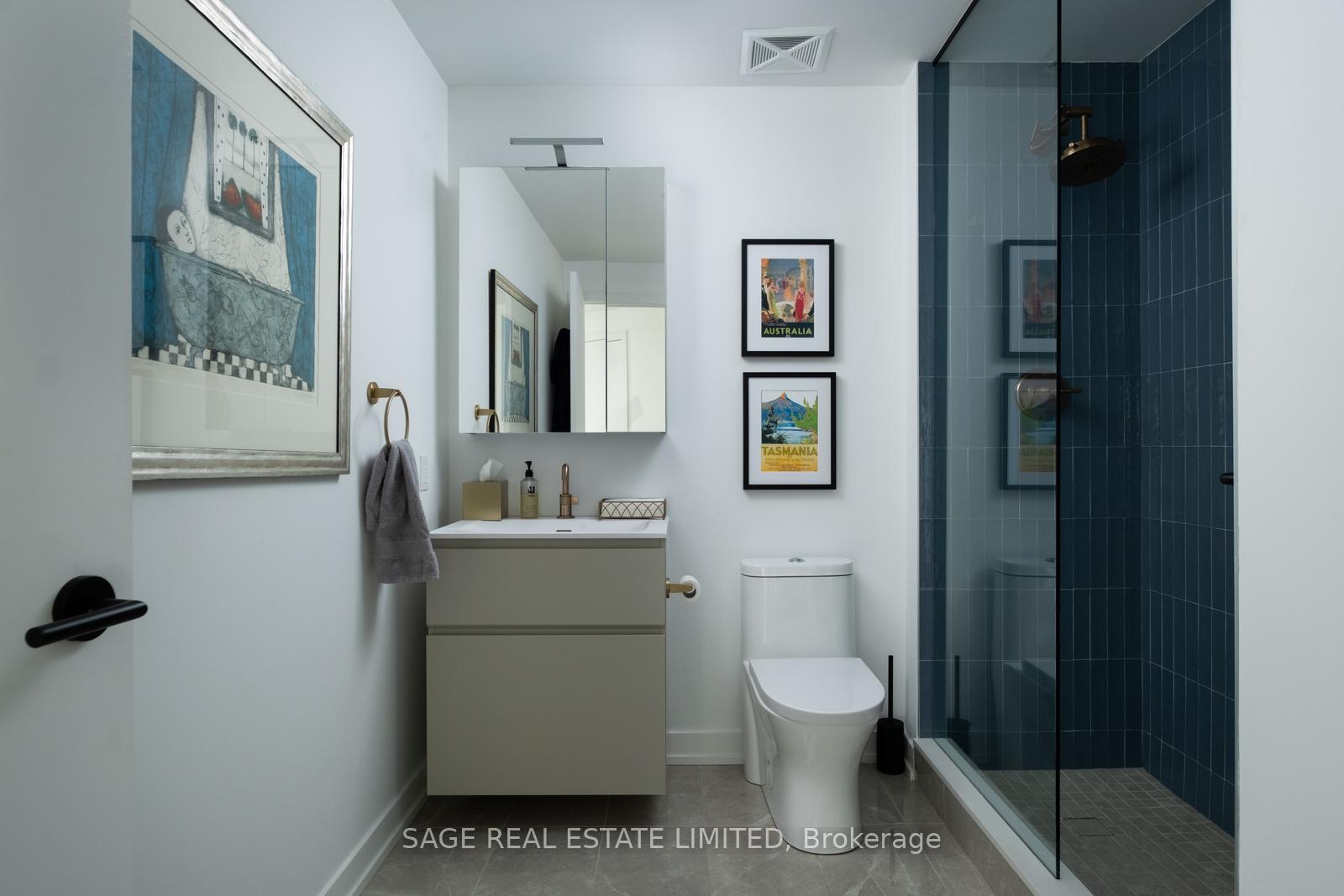 3 Bedrooms Condo at 200 Sudbury, Toronto For sale