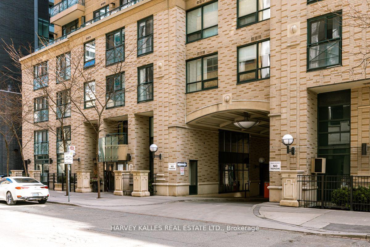 35 Hayden Street 1210