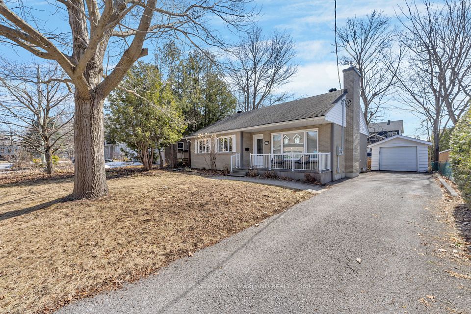 2075 Woodcrest