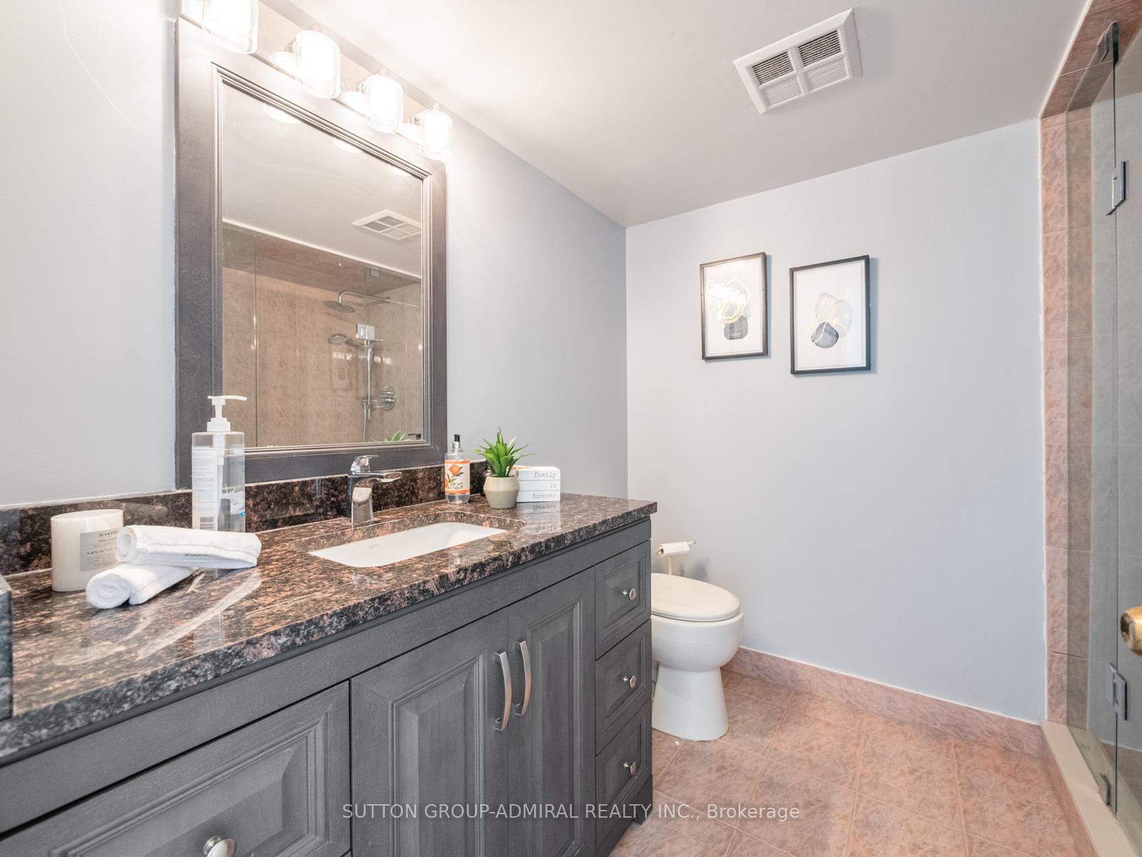 3 Bedrooms Condo at 175 Bamburgh, Toronto For sale