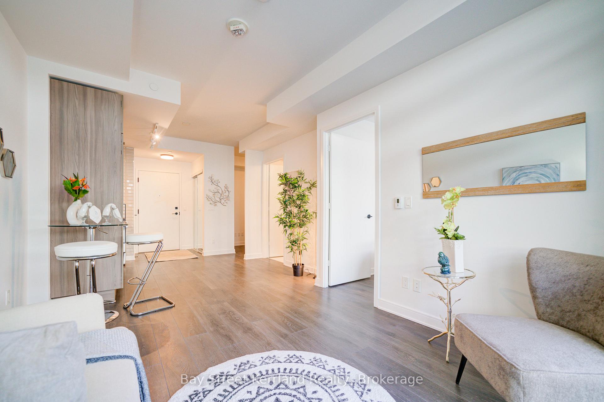 2 Bedrooms Condo at 35 Rolling Mills,  Toronto For sale