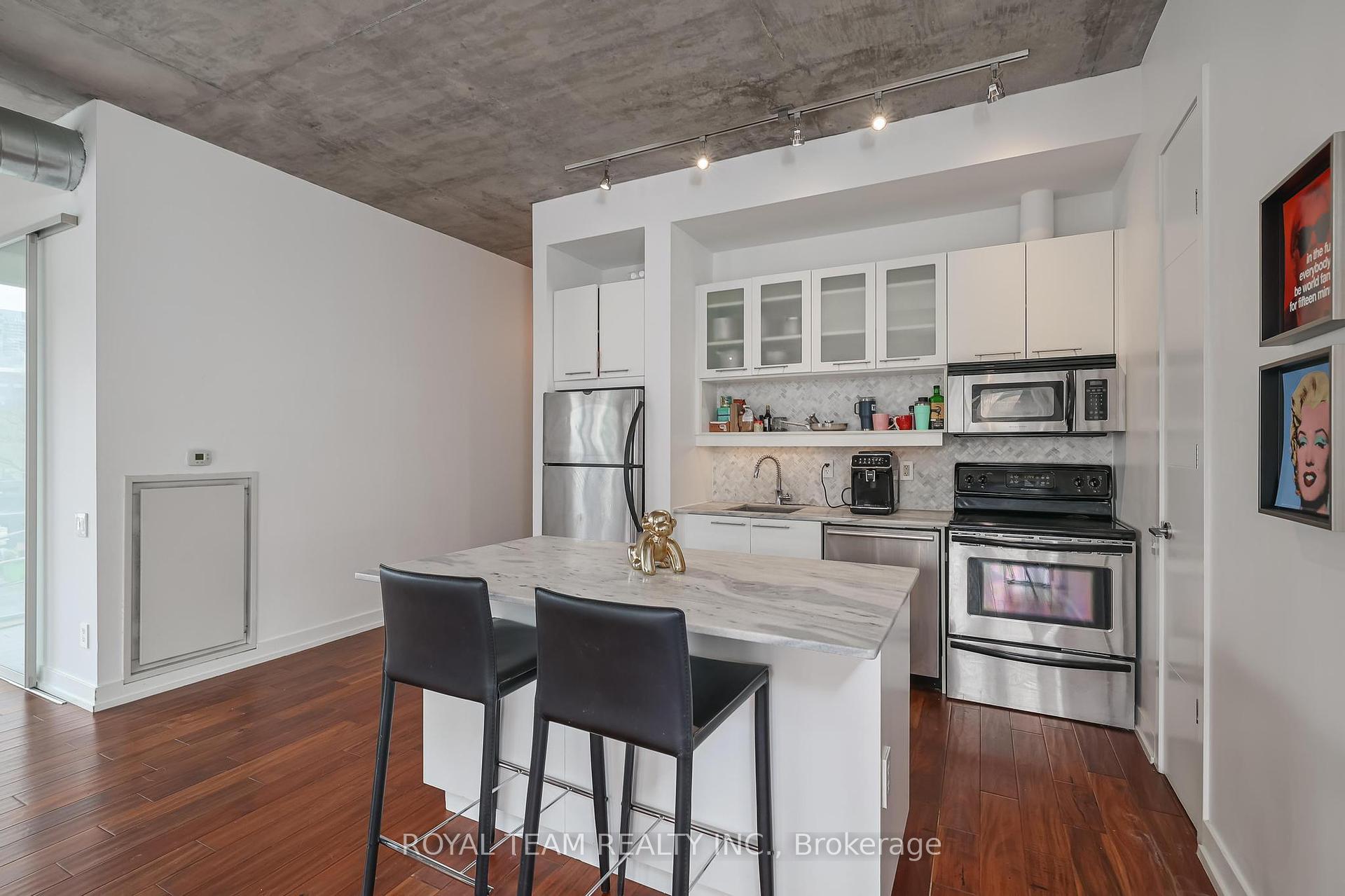 2 Bedrooms Condo at 66 Portland, Toronto For sale