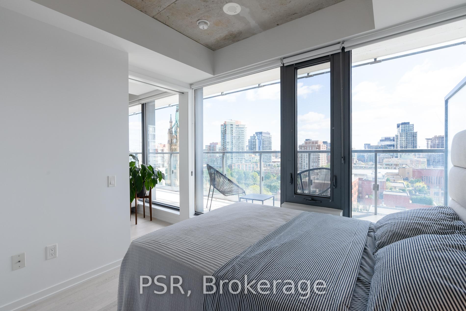 1 Bedroom Condo at 60 Colborne, Toronto For sale