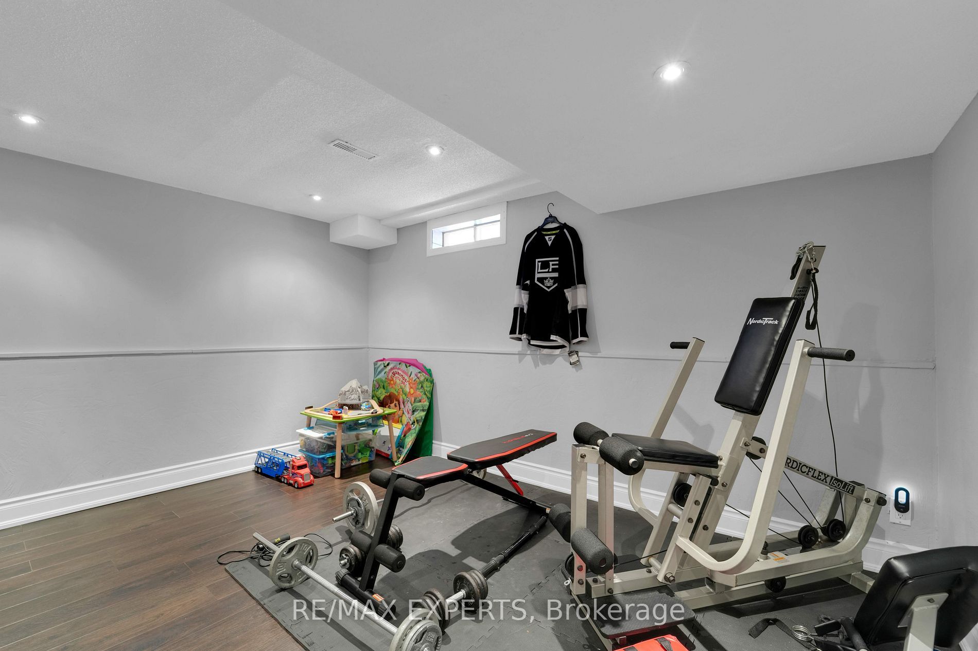 10 Cassander Crescent