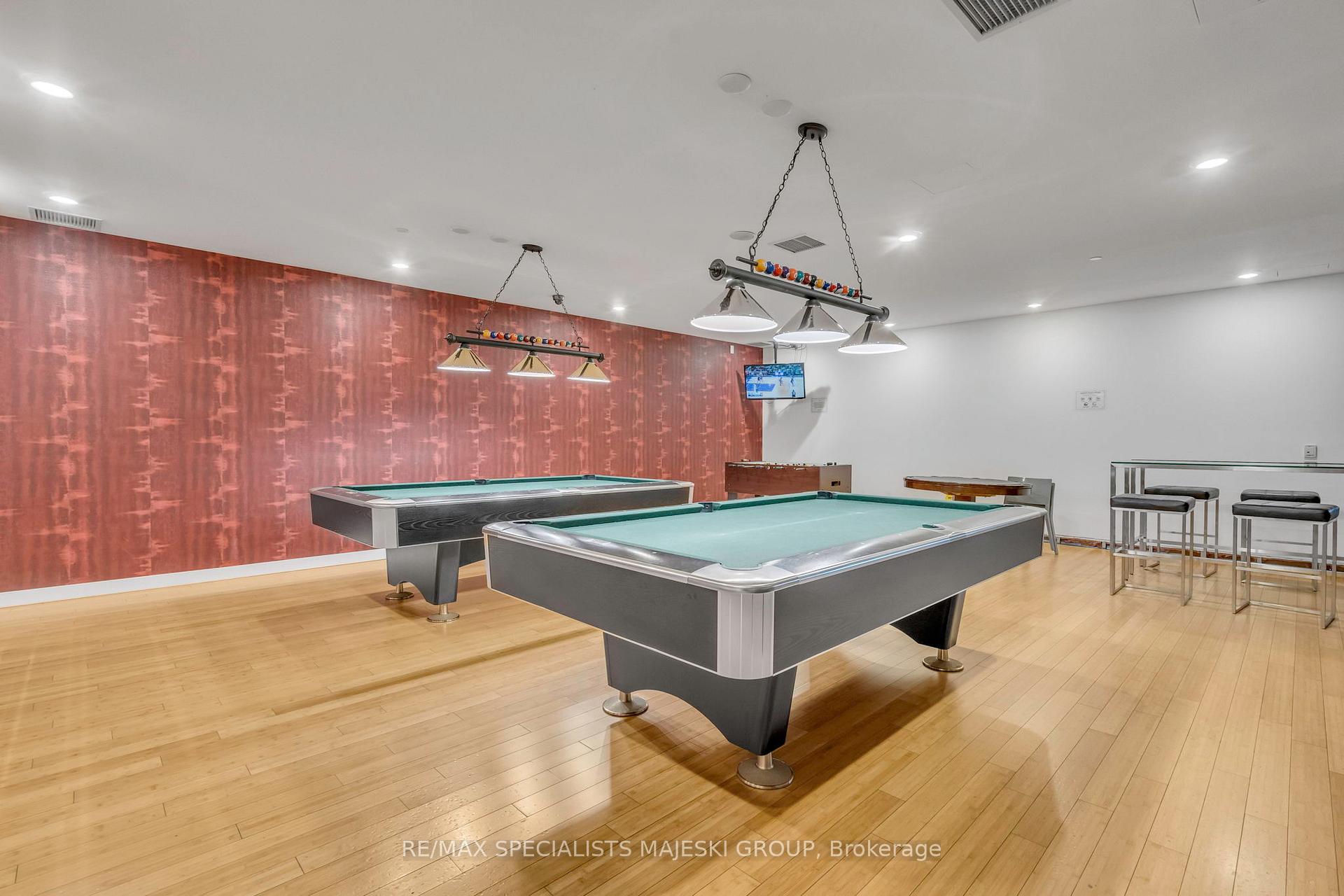 2 Bedrooms Condo at 21 Iceboat,  Toronto For sale