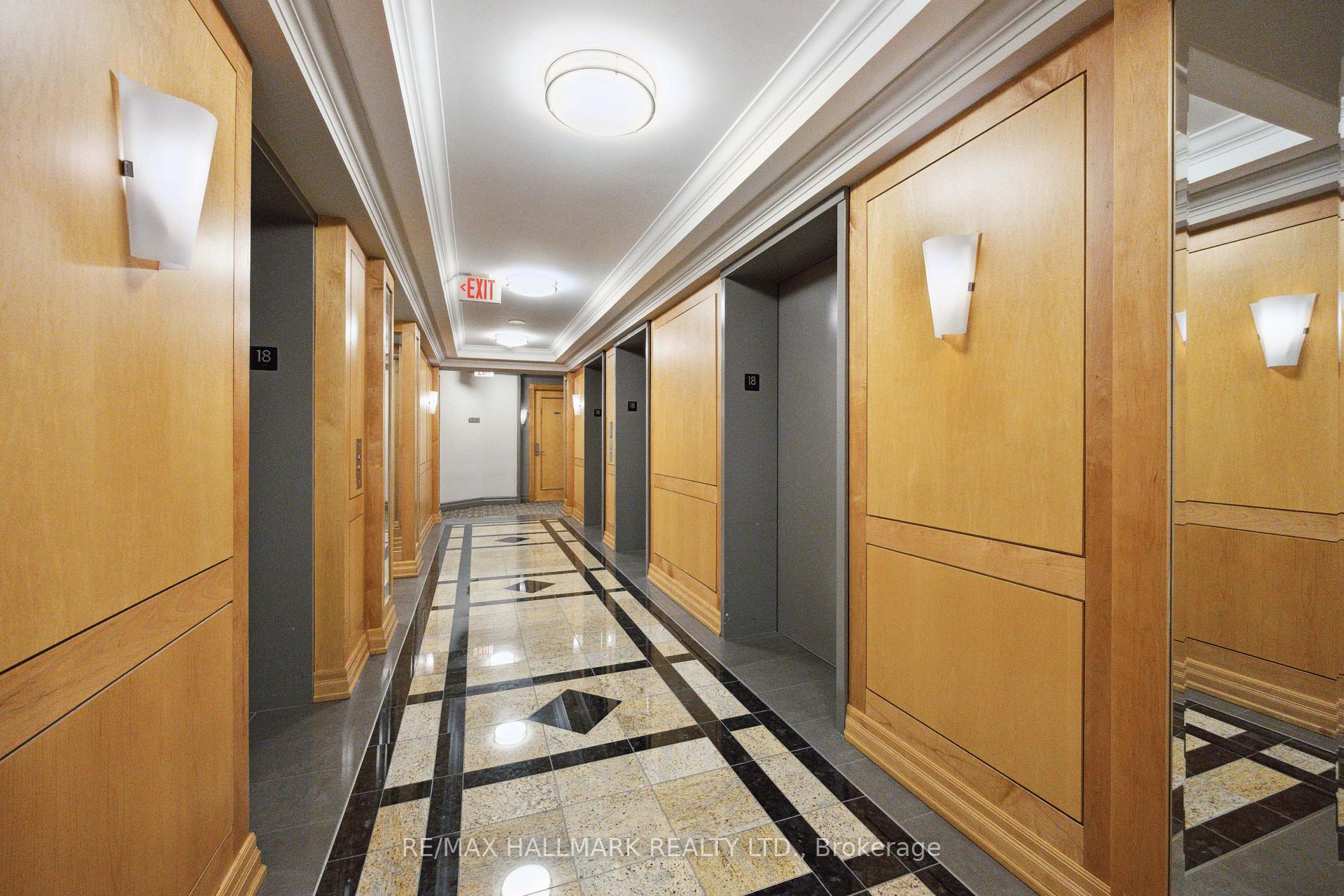 4 Bedrooms Condo at 80 Harrison Garden, Toronto For sale