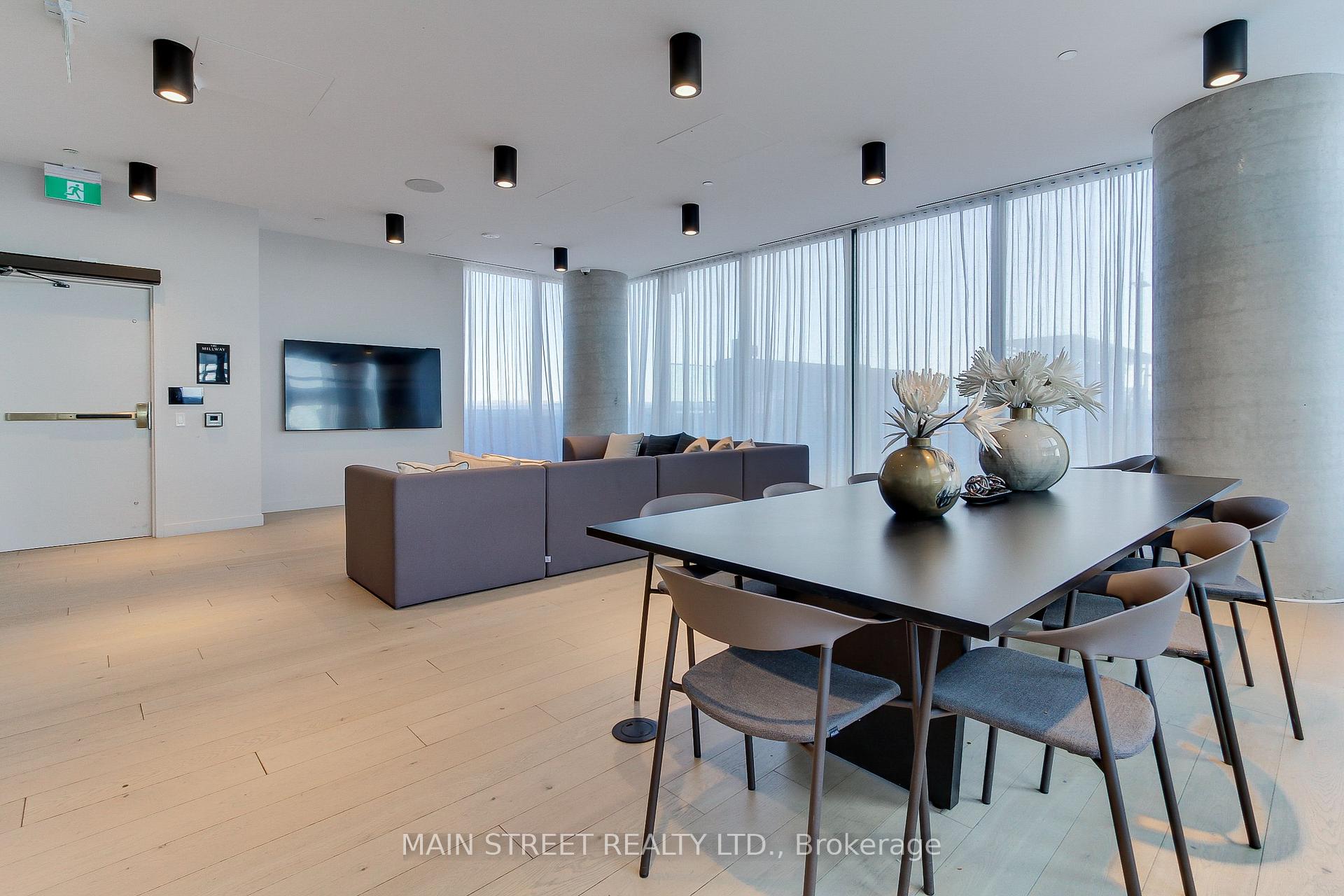 1 Bedroom Condo at 1000 Portage, Vaughan For sale