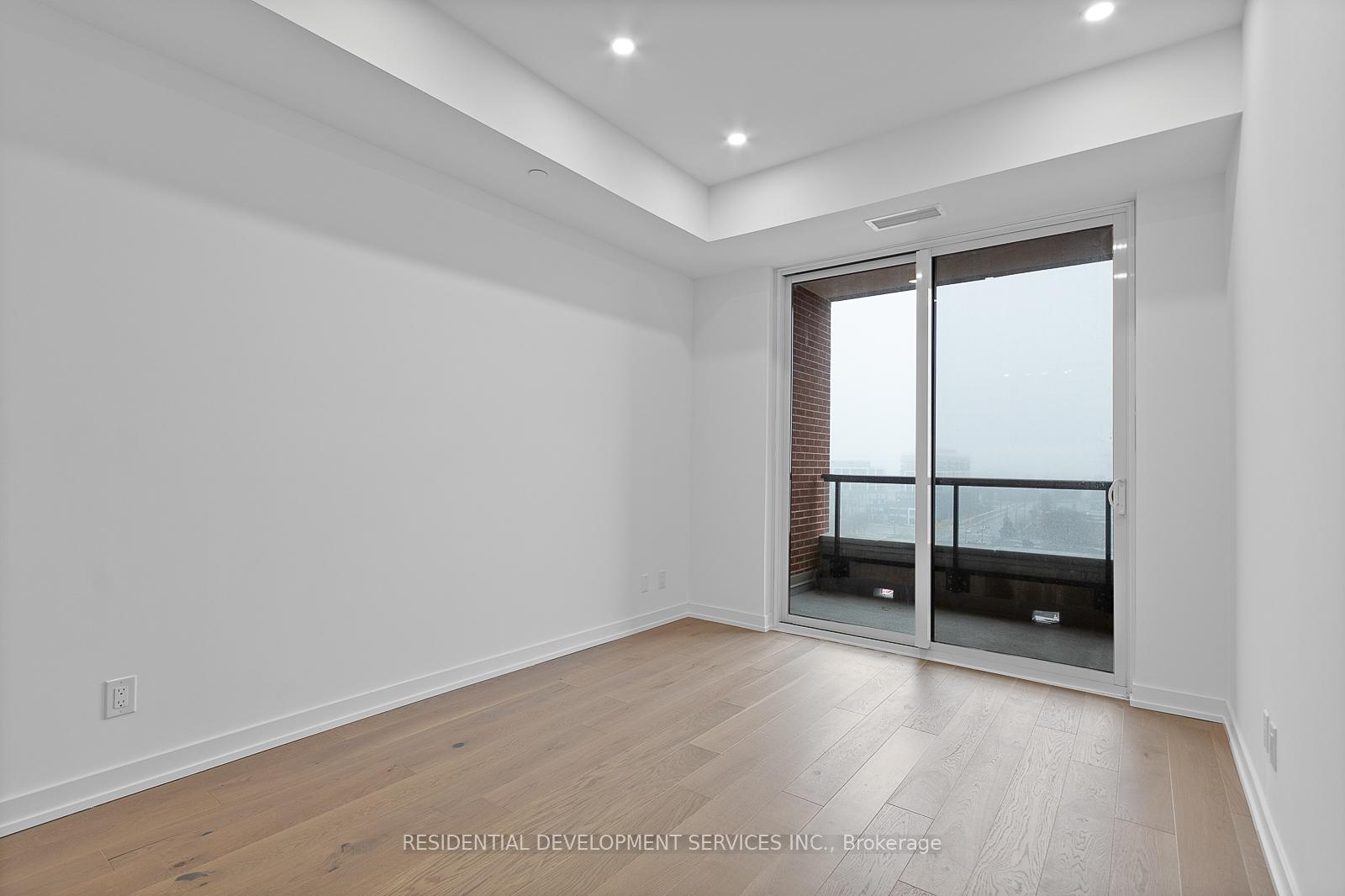 3 Bedrooms Condo at 3100 Keele,  Toronto For sale