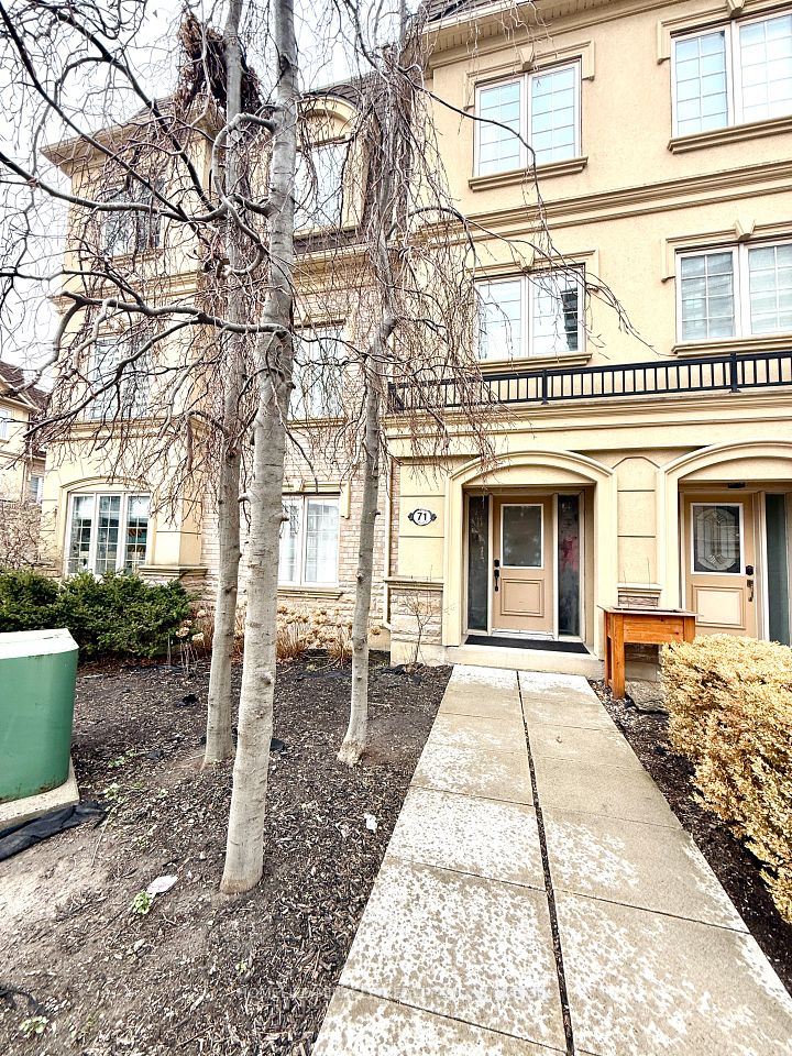 1250 St Martins