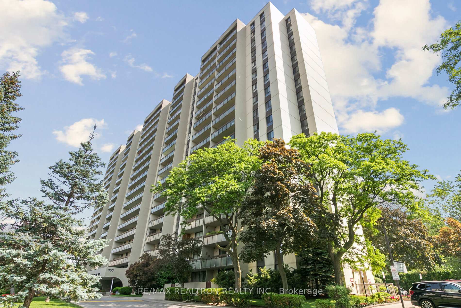 1 Bedroom Condo at 350 Seneca Hill, Toronto For sale