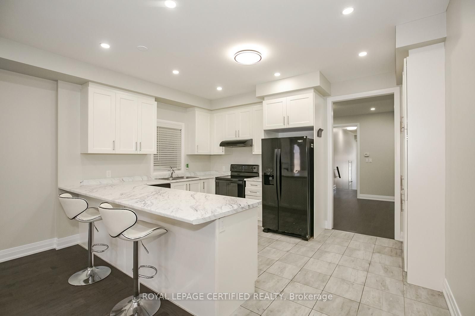 32 Dalbeattie Drive