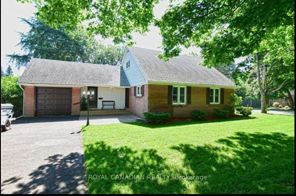 7 Highland Avenue, Pelham, ON L0S 1E0