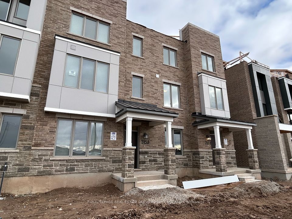Property at 3153 Duggan Trail, Oakville, ON L6H 7X1