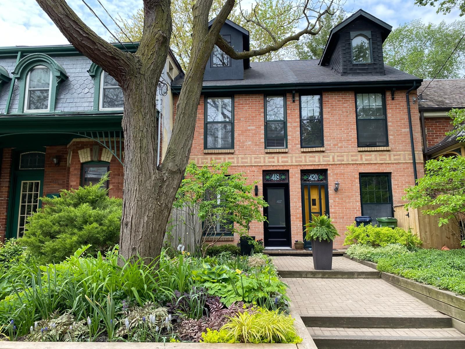 418 Ontario Street