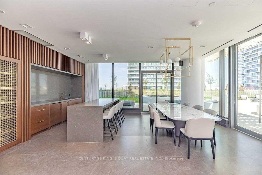 3 Bedrooms Condo at 5 Buttermill,  Vaughan For sale