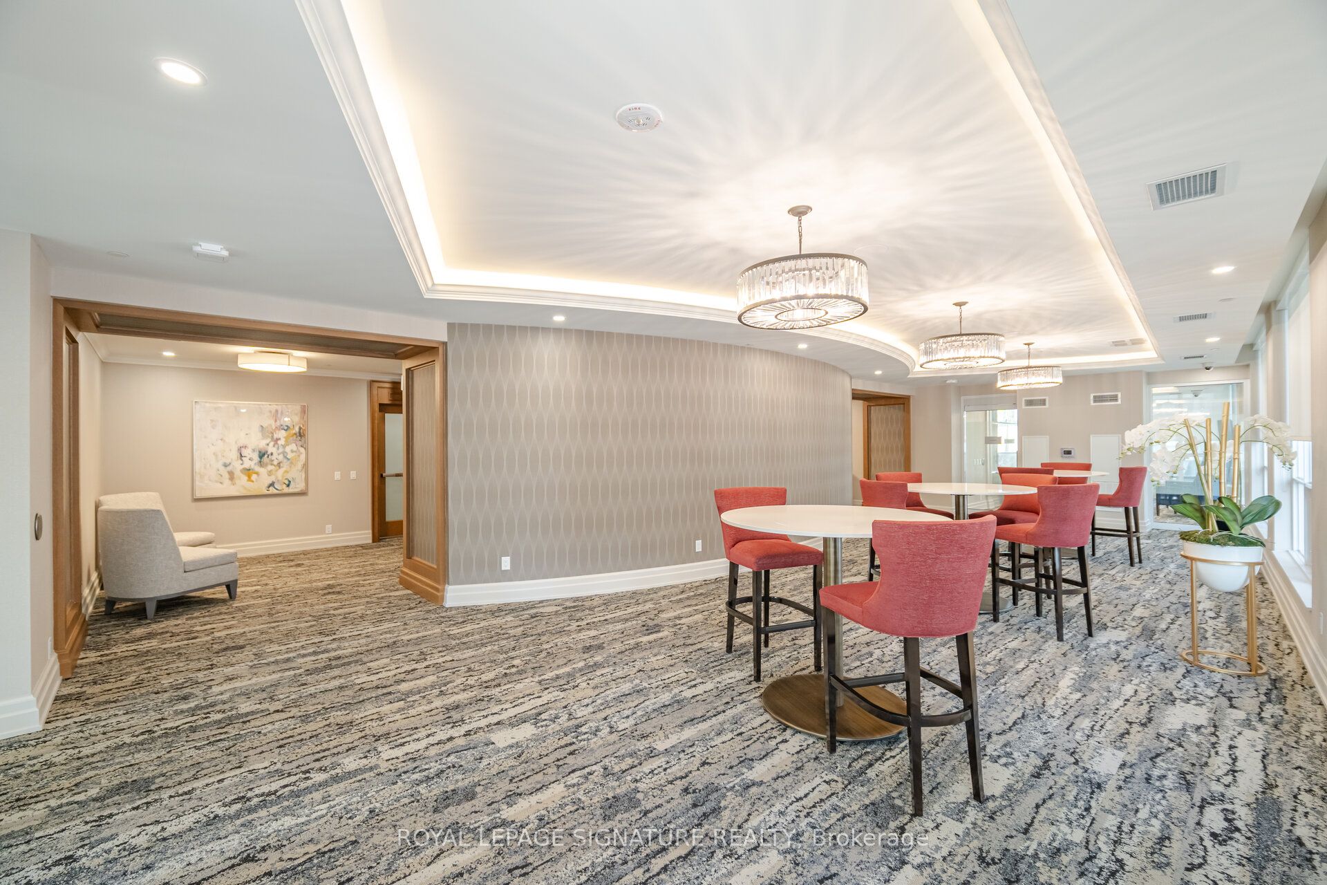 36 Elm Drive, #3007