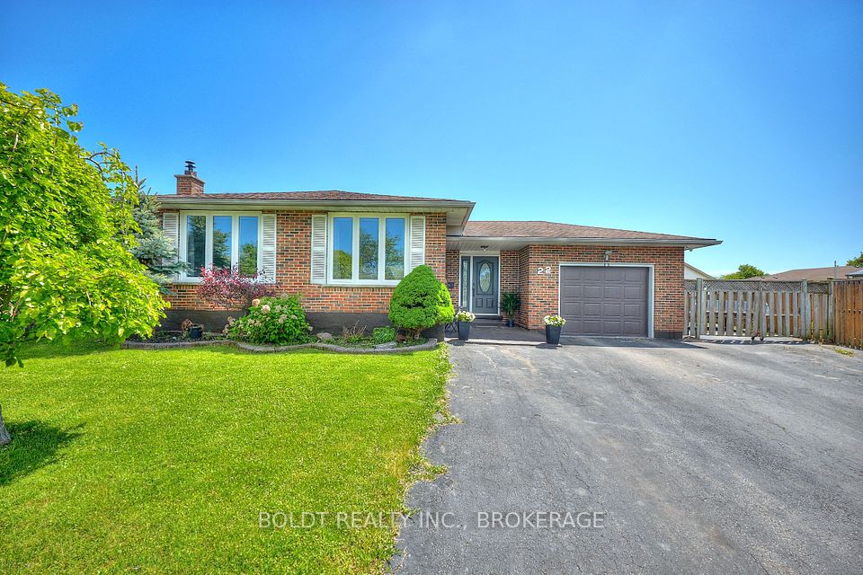 22 Vega Court, Welland, ON L3C 5S9