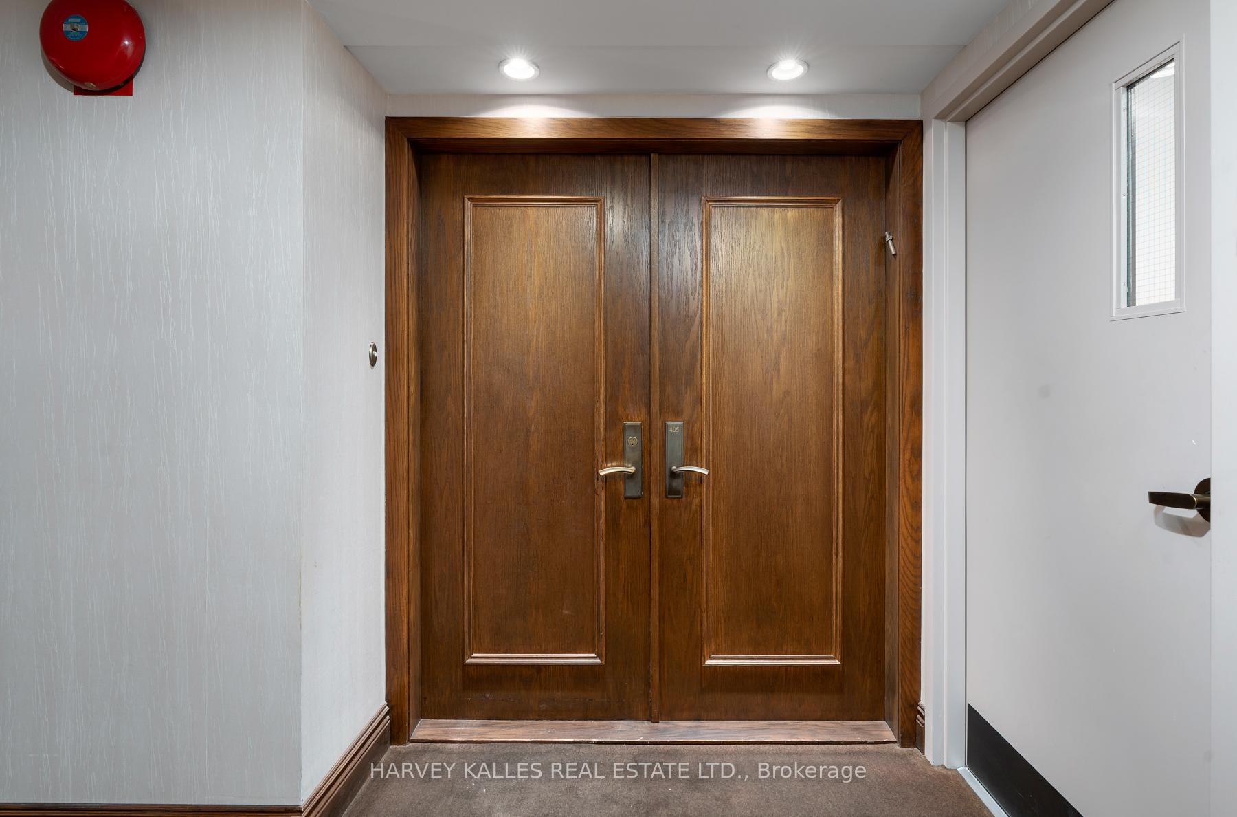 2 Bedrooms Condo at 3900 Yonge, Toronto For sale
