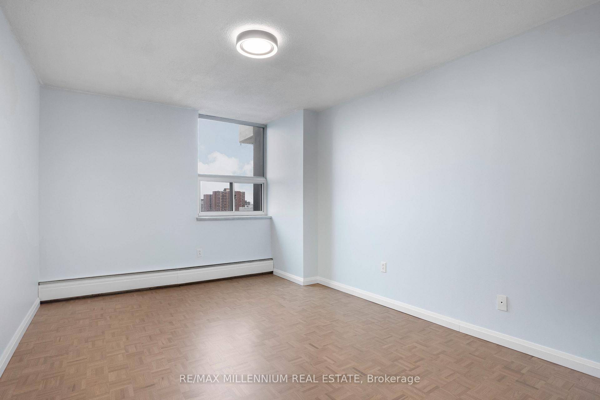 1 Bedroom Co-op at 151 La Rose,  Toronto For sale