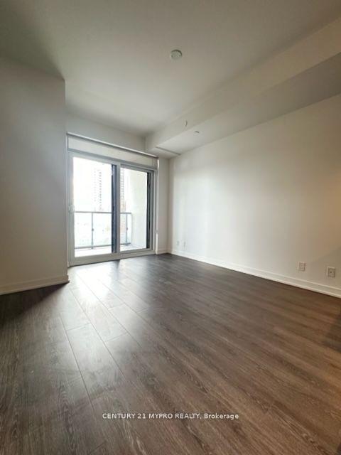 1 Bedroom Condo at 7950 Bathurst,  Vaughan For sale