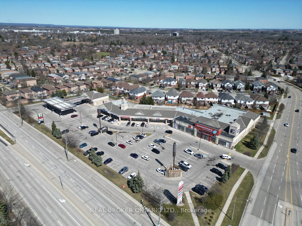 60 Garrison Square