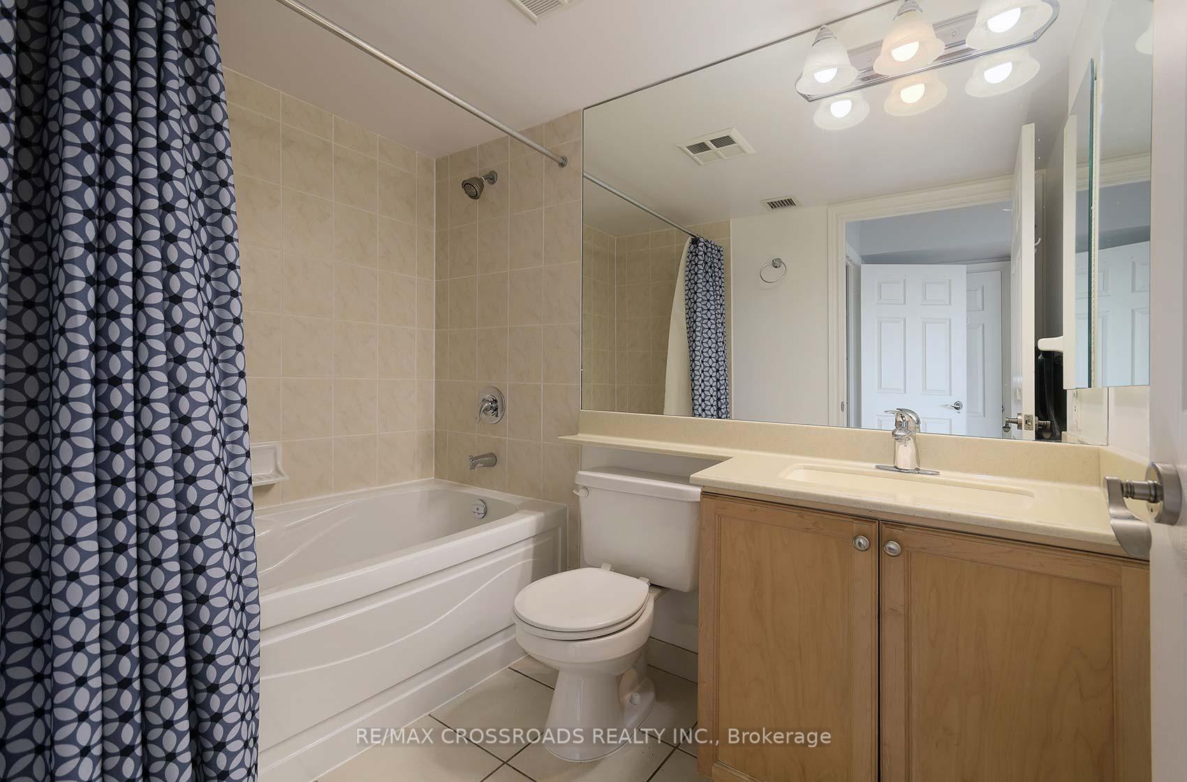 3 Bedrooms Condo at 5233 Dundas,  Toronto For sale