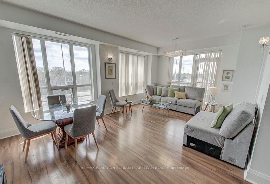 2 Bedrooms Condo at 100 Harrison Garden,  Toronto For sale