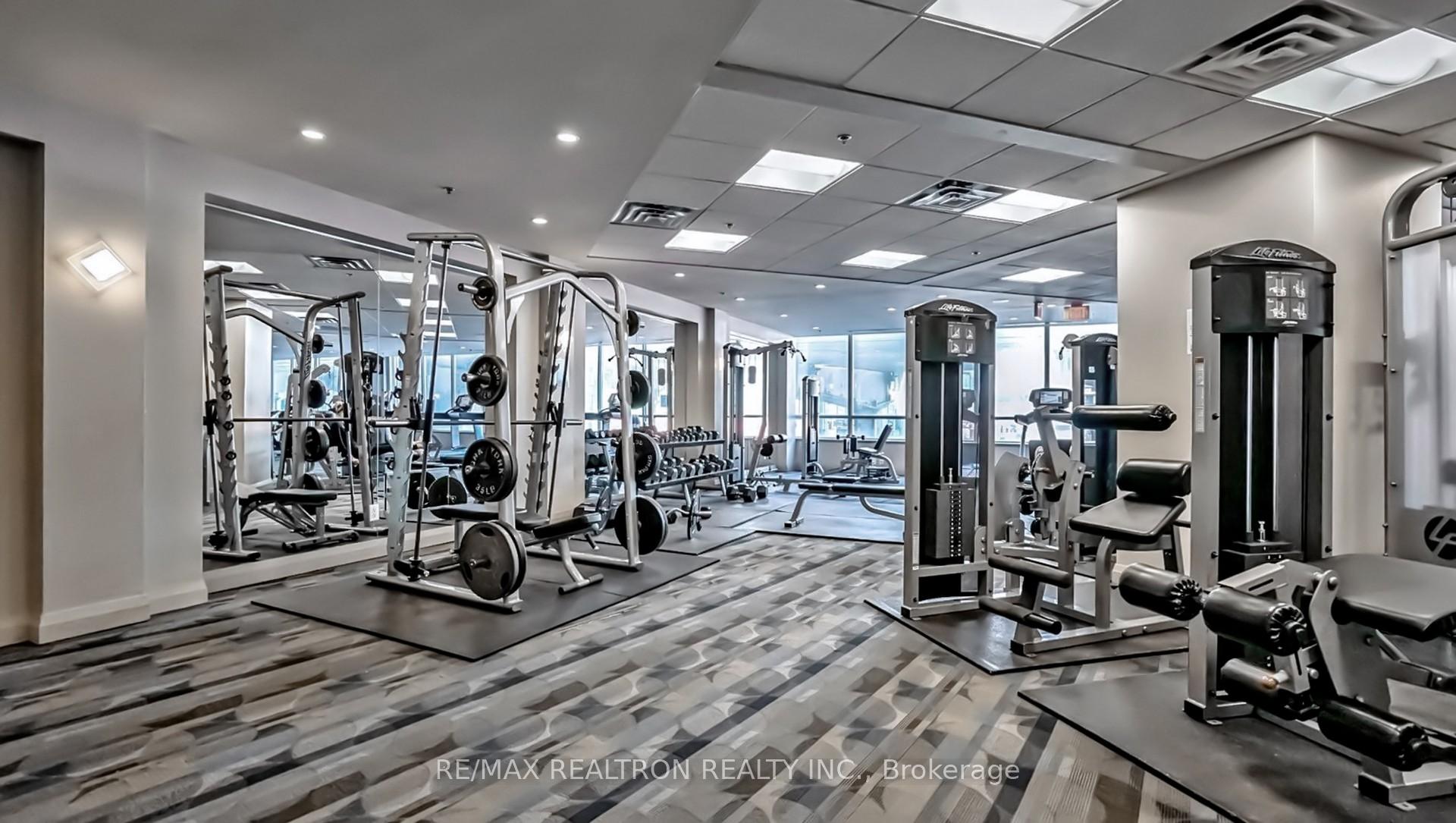 1 Bedroom Condo at 18 Harbour, Toronto For sale
