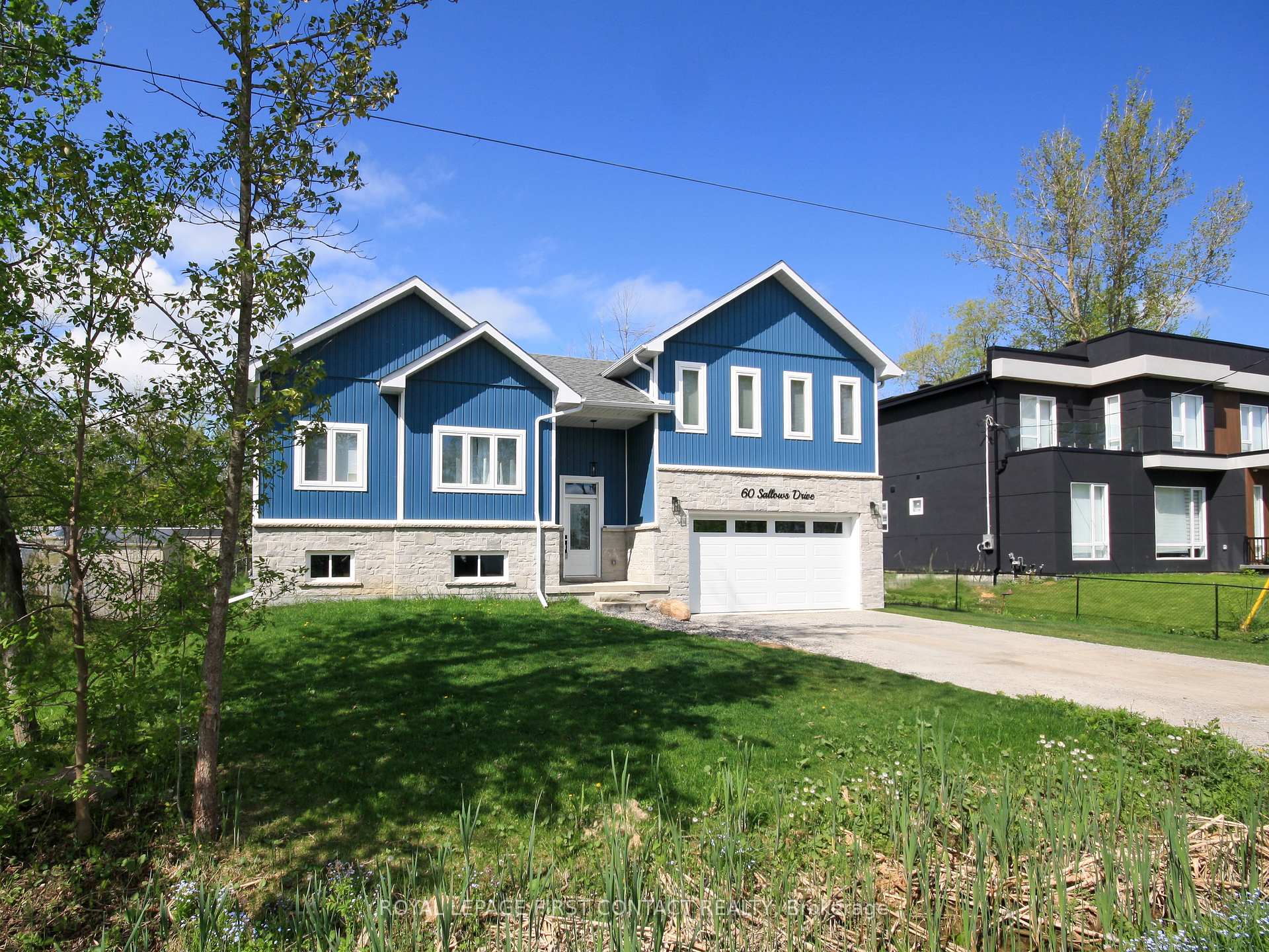 60 Sallows Drive, Tay, ON L0K 2A0