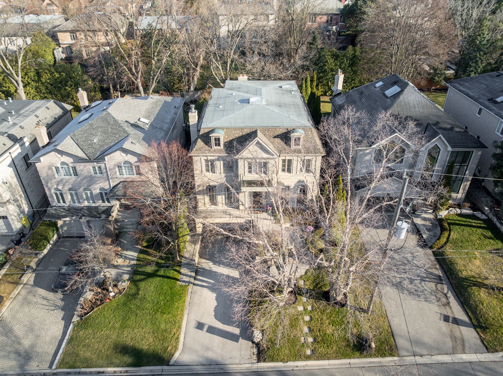 40 Munro Boulevard