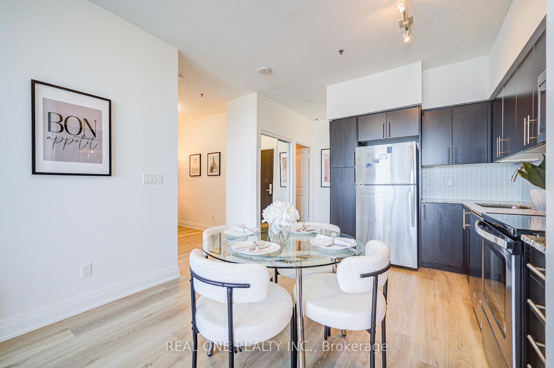 1 Bedroom Condo at 55 SPEERS, Oakville For sale