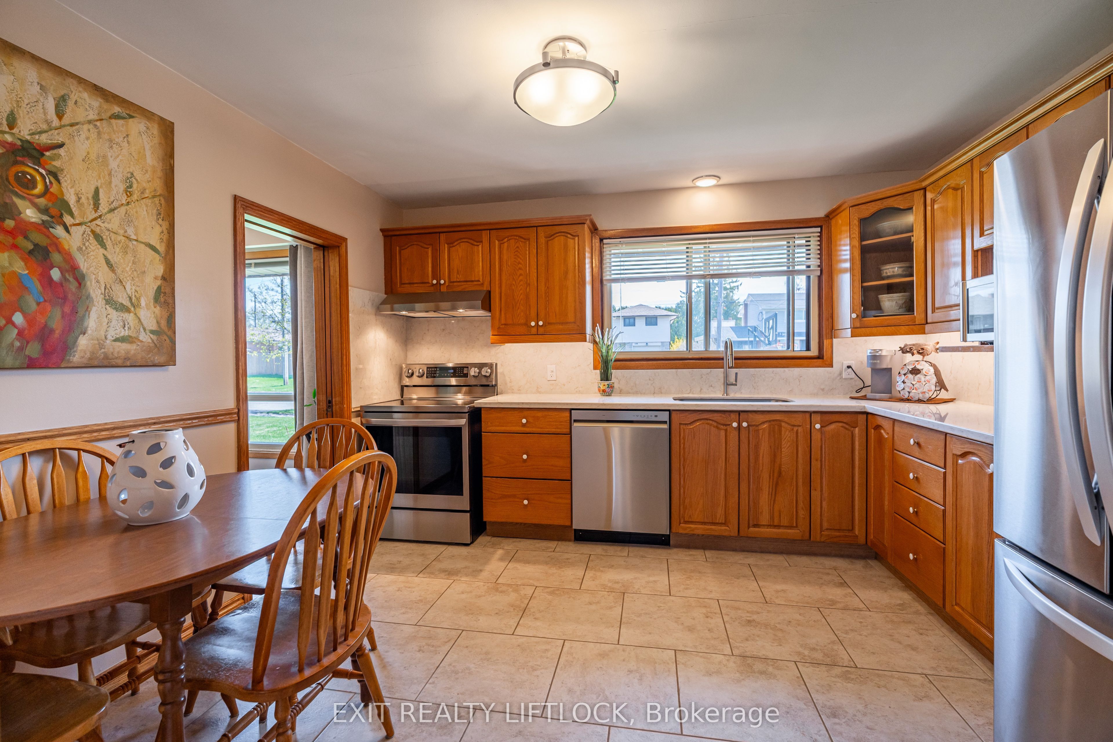 110 Labrador Drive