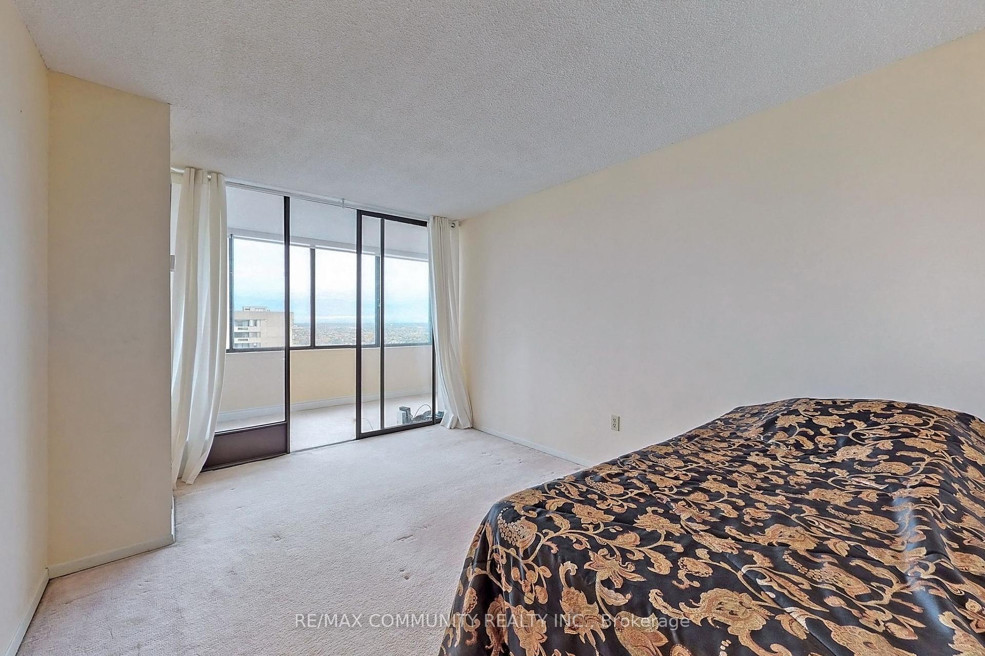 2 Bedrooms Condo at 2330 Bridletowne, Toronto For sale