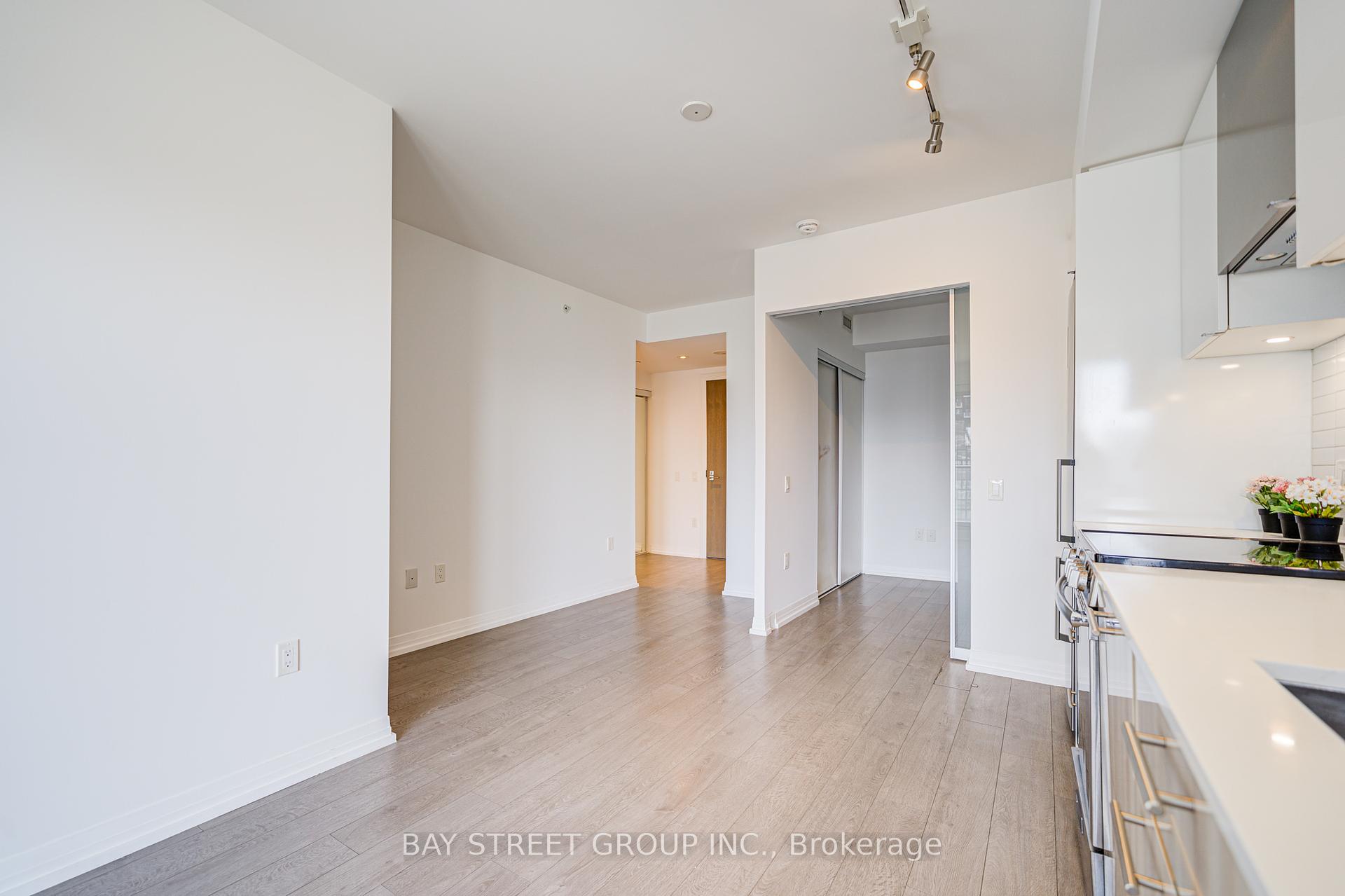 2 Bedrooms Condo at 251 Jarvis, Toronto For sale