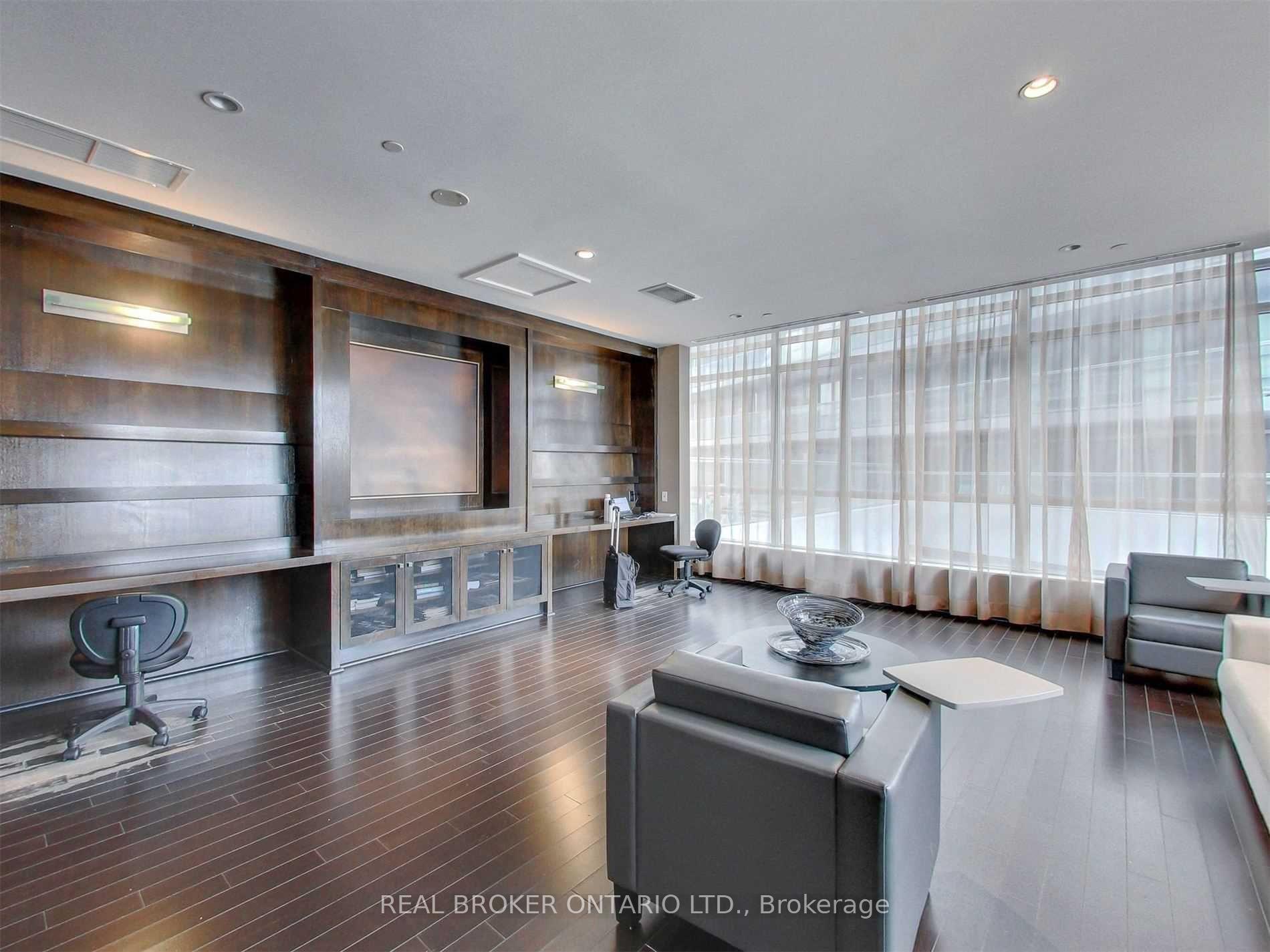 1 Bedroom Condo at 2035 Sheppard, Toronto For sale