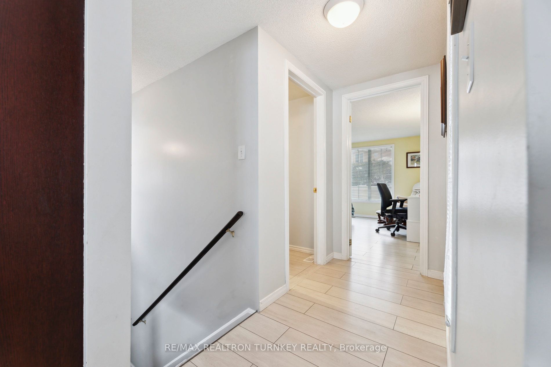 17 Allen's Lane