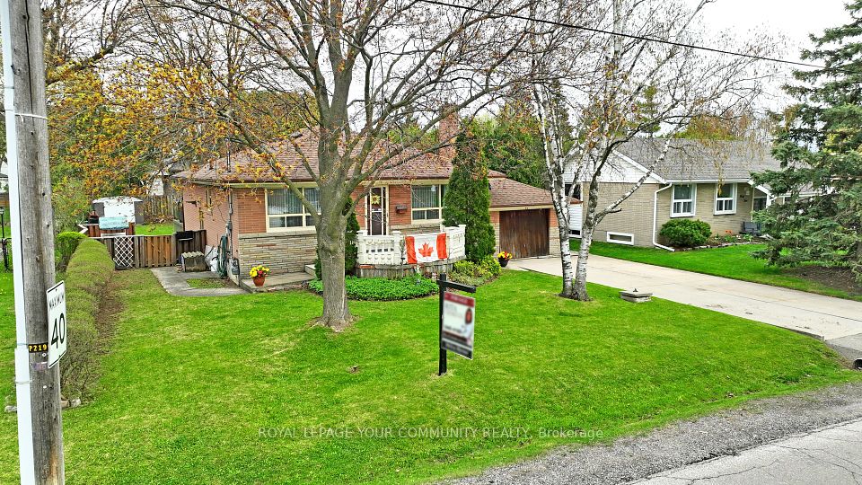 42 Rougecrest
