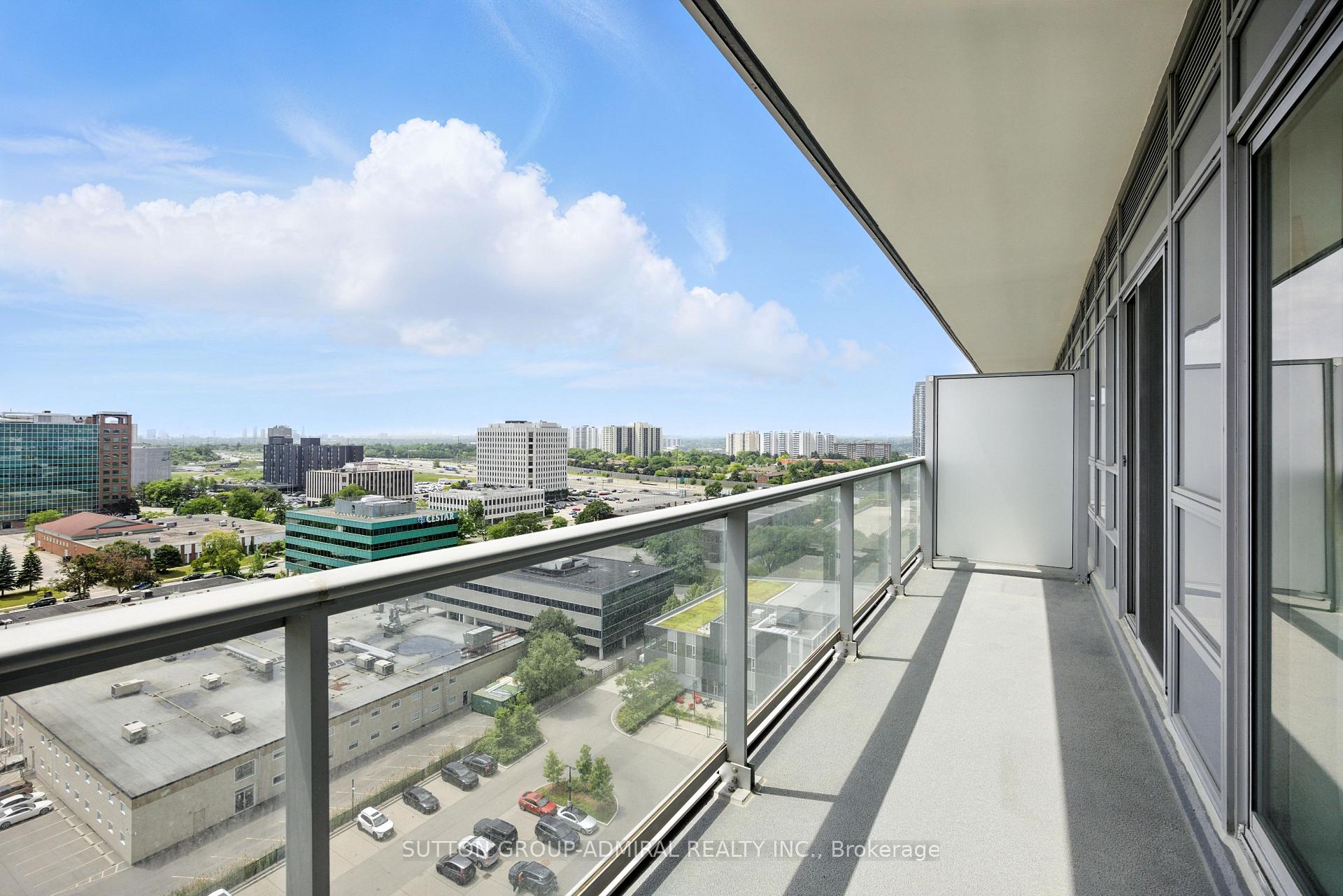 1 Bedroom Condo at 30 Herons Hill, Toronto For sale
