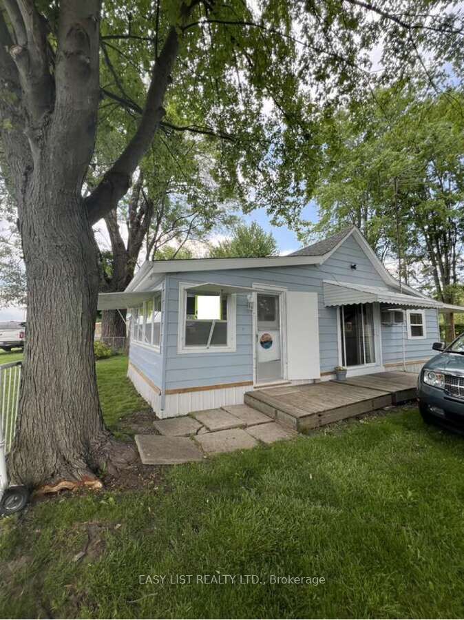 1758 River Road, Chatham-Kent, ON N8A 4K9